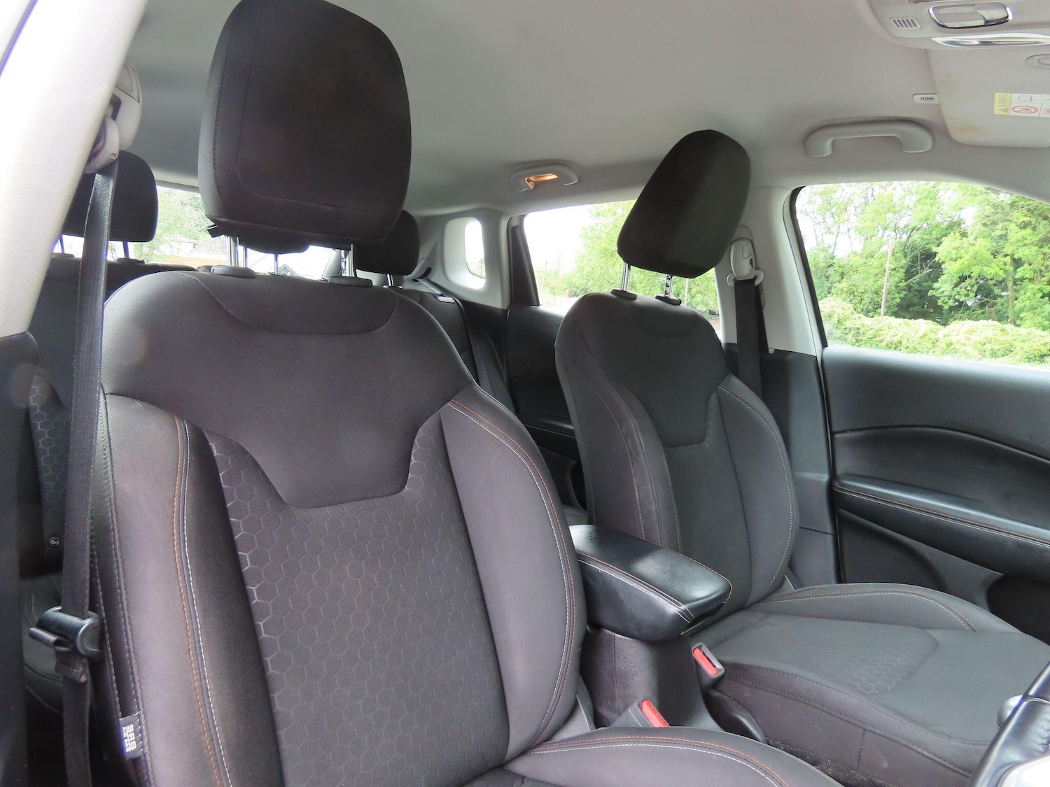 Used Jeep Compass 2018 for sale - 76020255: Photo 8