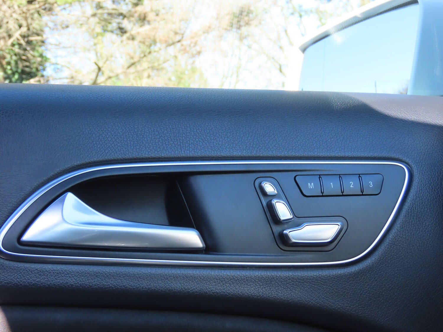 Used Mercedes-Benz A-Class 2018 for sale - 77939666: Photo 14