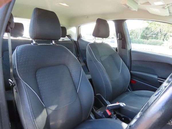 Used Ford Fiesta 2018 for sale - 74187295: Photo 8