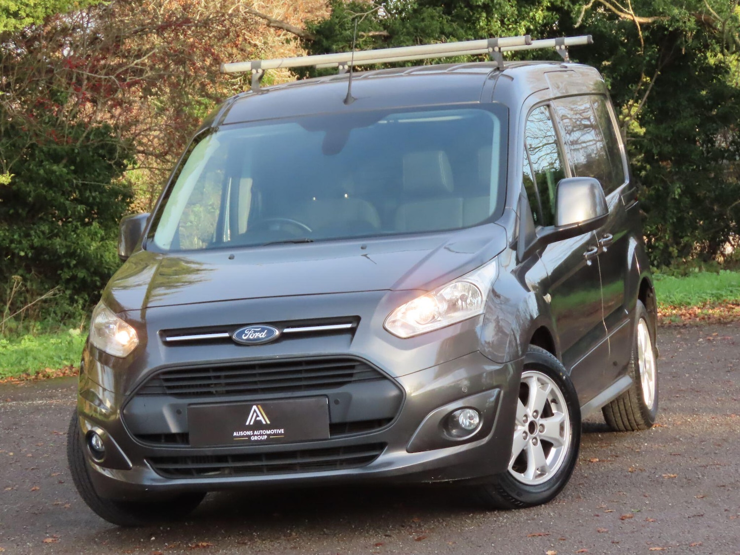 Used Ford Transit Connect 2017 for sale - 76824147: Photo 1