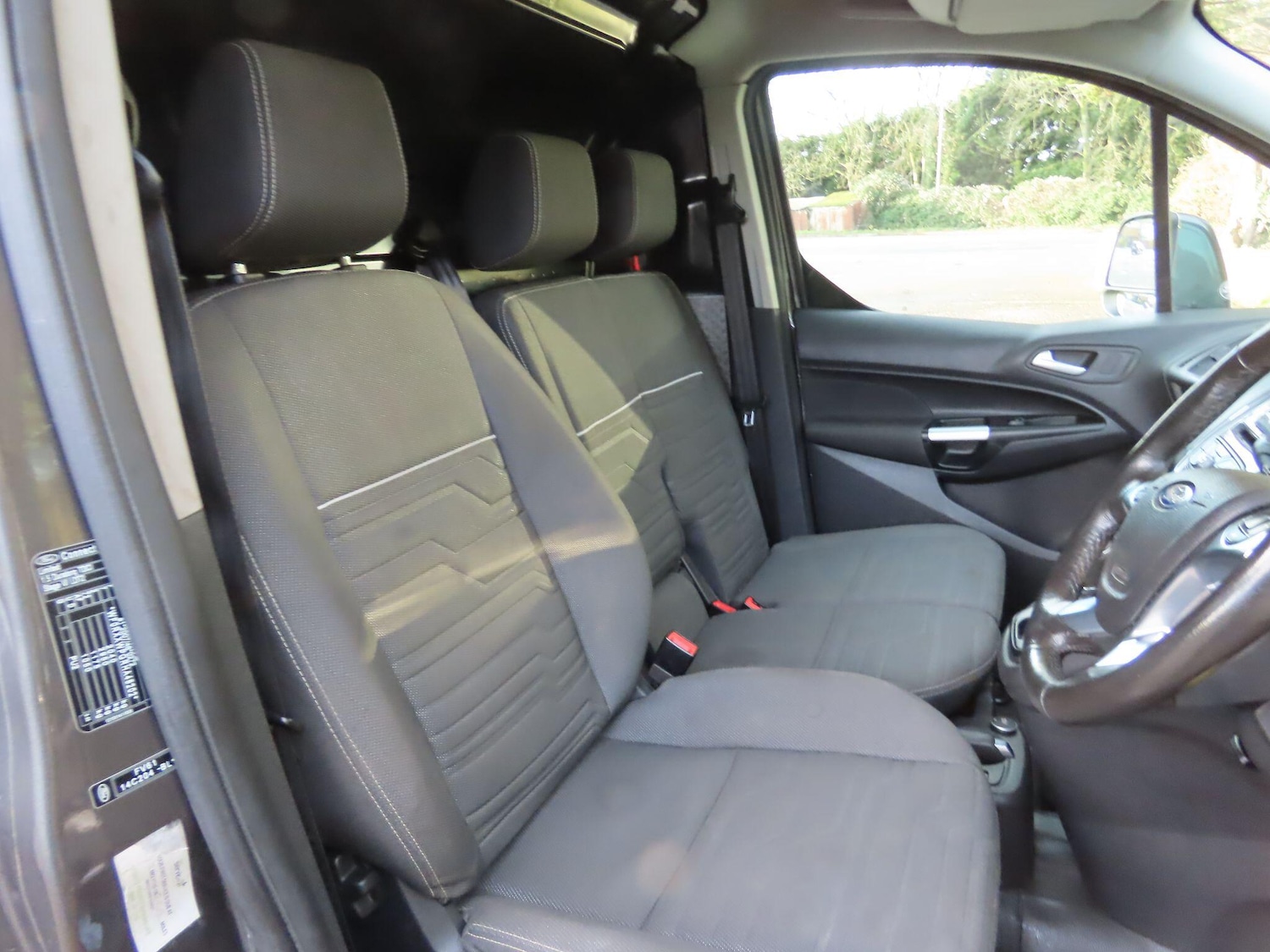 Used Ford Transit Connect 2017 for sale - 76824147: Photo 10