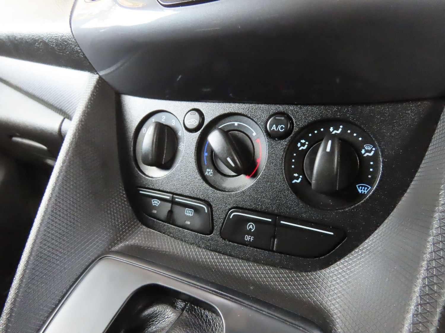 Used Ford Transit Connect 2017 for sale - 76824147: Photo 14