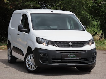 Used Peugeot Partner 2020 for sale - 75318997: Photo