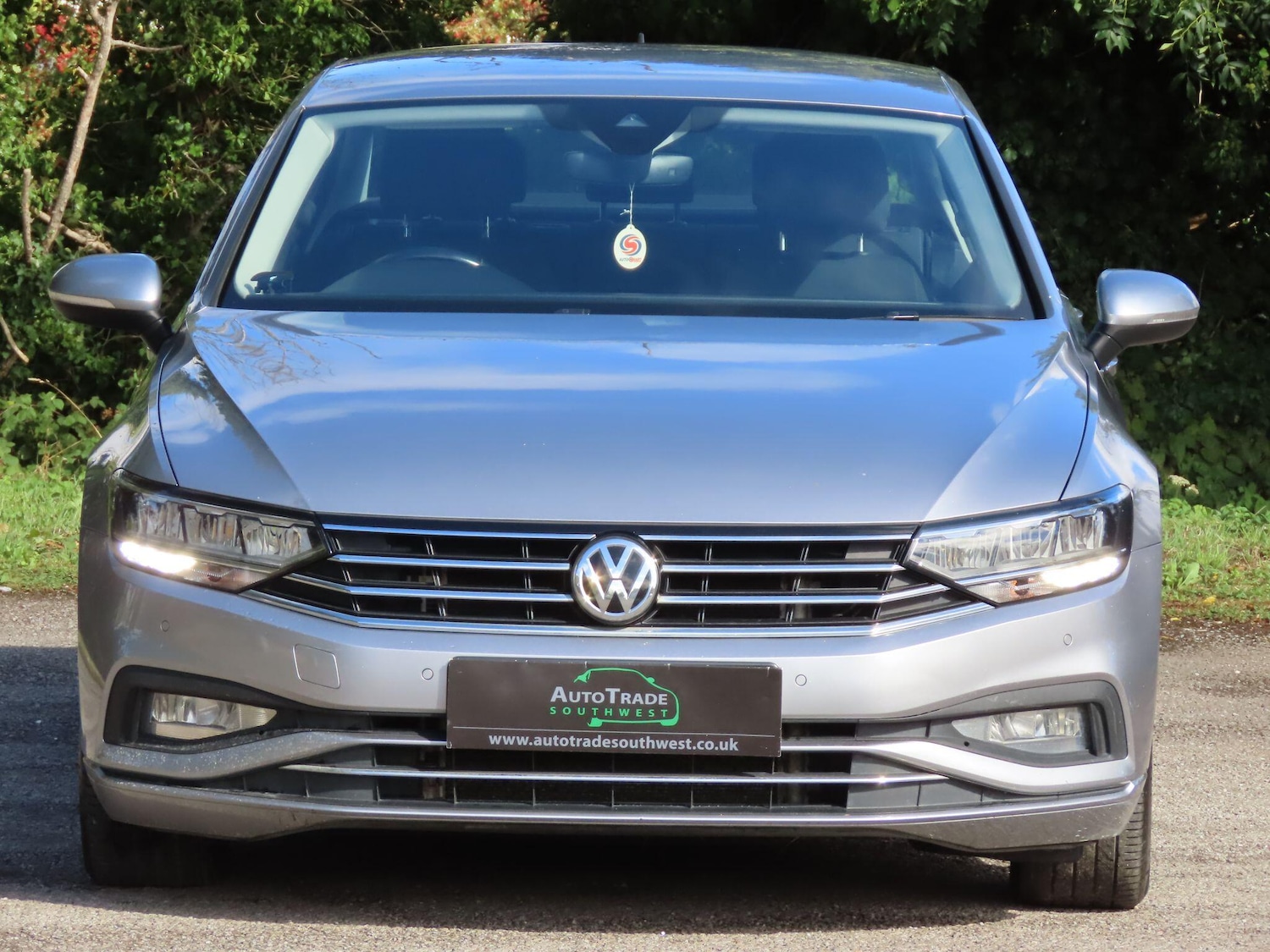Used Volkswagen Passat 2020 for sale - 76988455: Photo 2