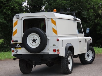 Used Land Rover Defender 110 2009 for sale - 78783542: Photo