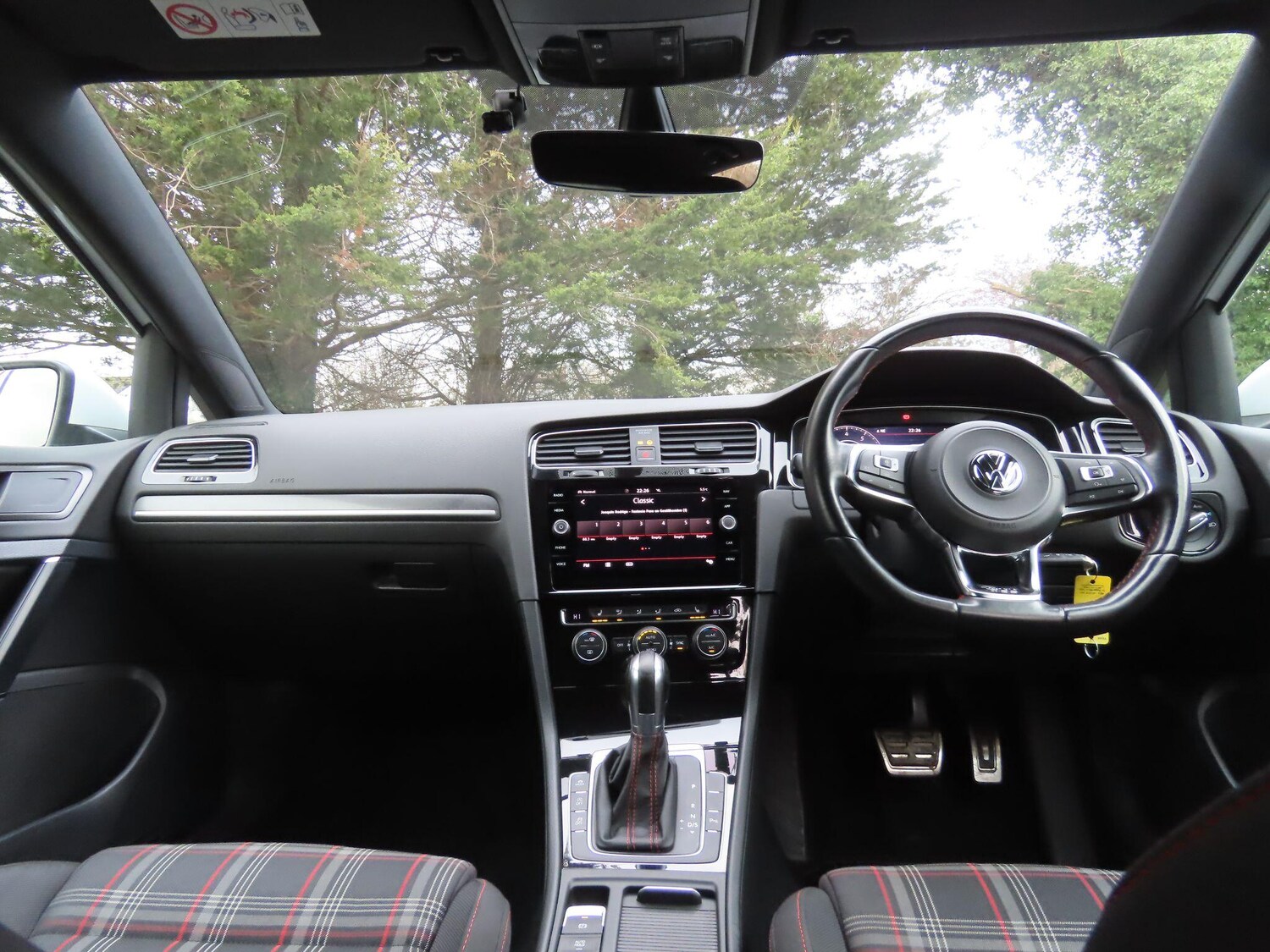 Used Volkswagen Golf 2017 for sale - 77376607: Photo 8