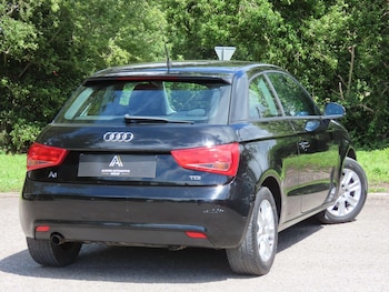 Used Audi A1 2010 for sale - 78902246: Photo
