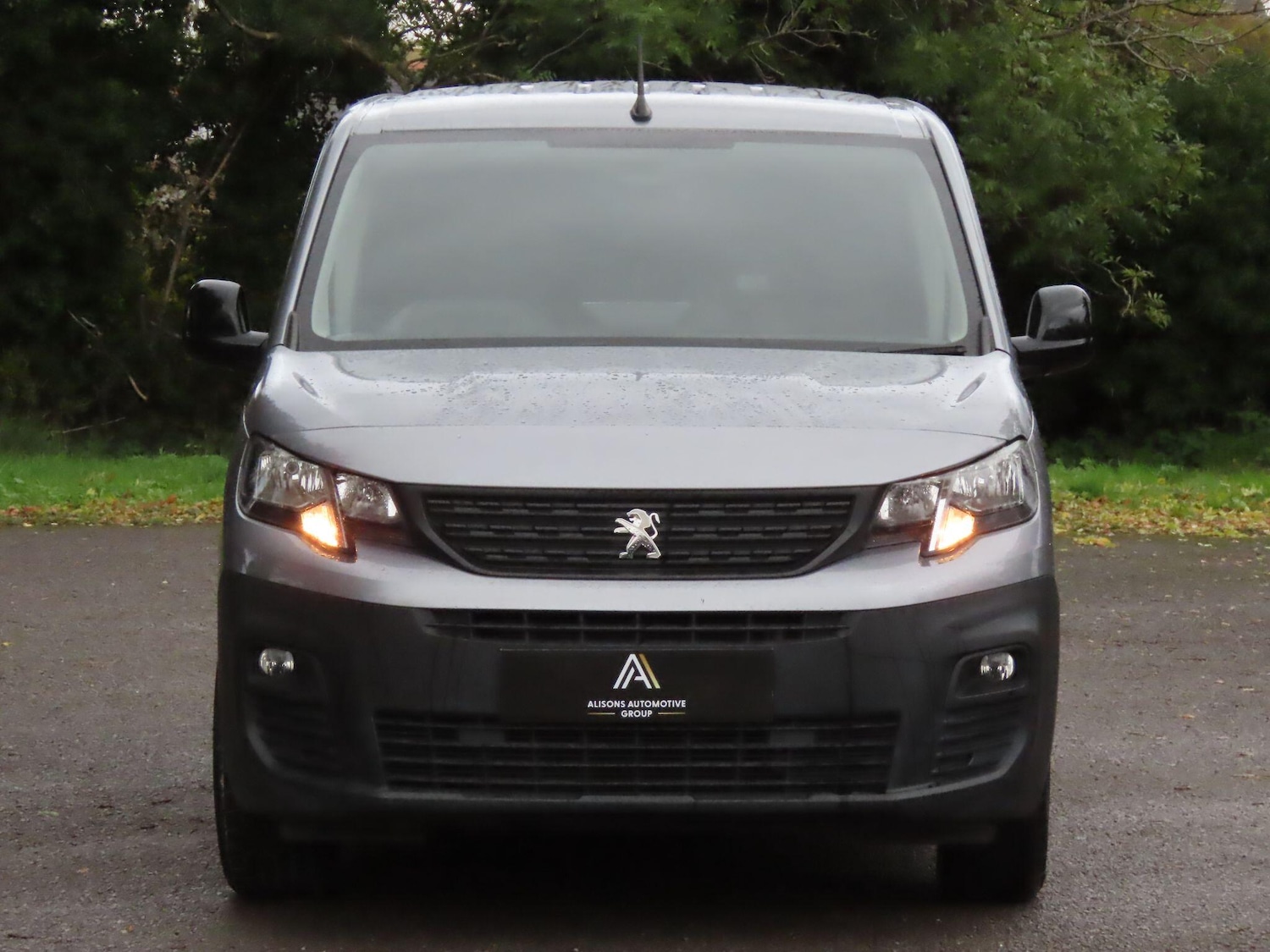 Used Peugeot Partner 2022 for sale - 76456839: Photo 2