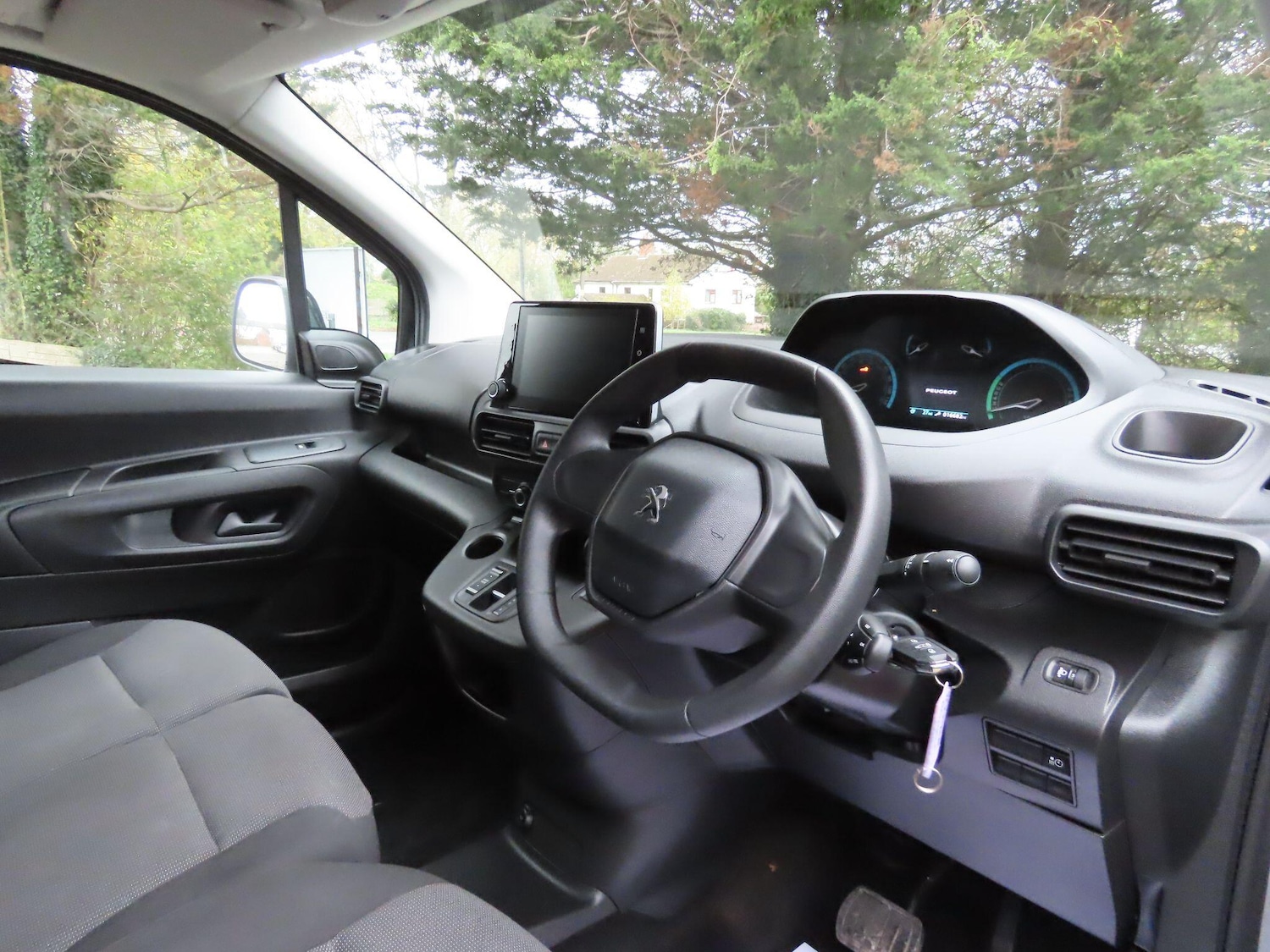 Used Peugeot Partner 2022 for sale - 76456839: Photo 9