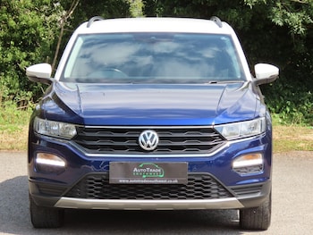 Used Volkswagen T-Roc 2020 for sale - 75247107: Photo