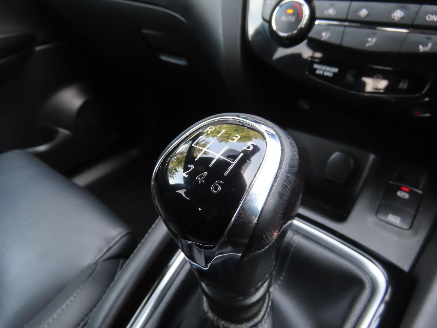 Used Nissan Qashqai 2018 for sale - 76825064: Photo 15