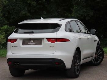 Used Jaguar F-Pace 2019 for sale - 79229659: Photo