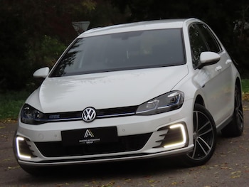 Used Volkswagen Golf 2020 for sale - 76511817: Photo