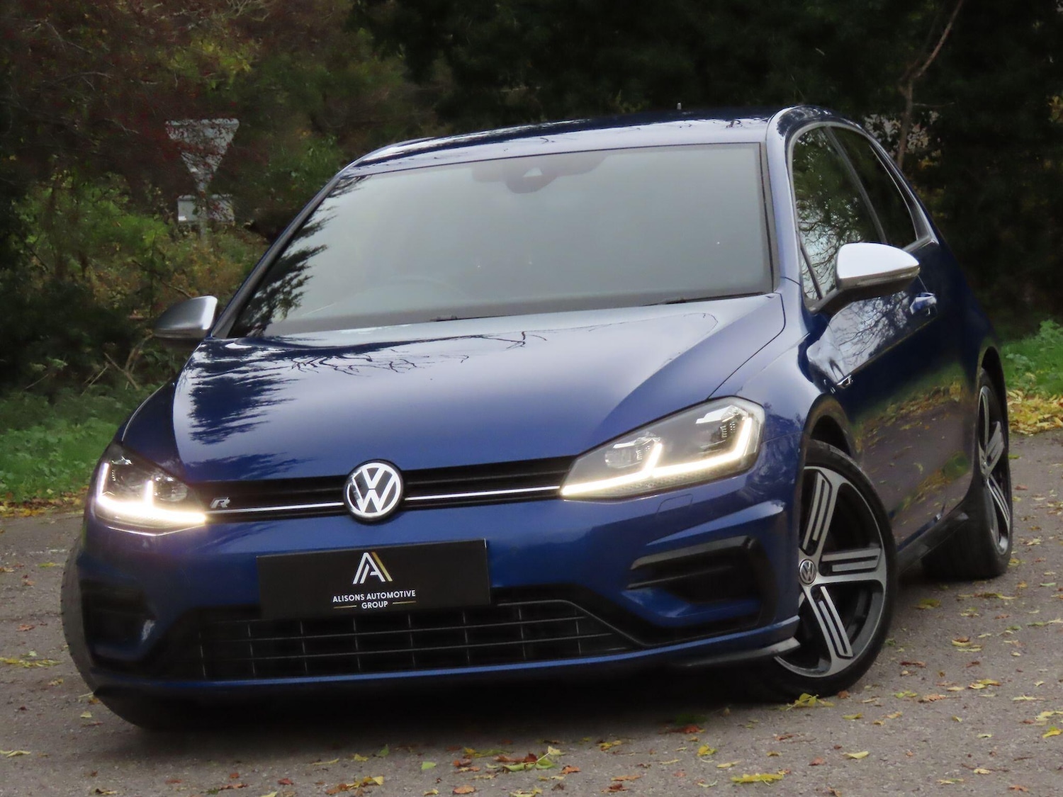 Used Volkswagen Golf 2019 for sale - 76511992: Photo 2