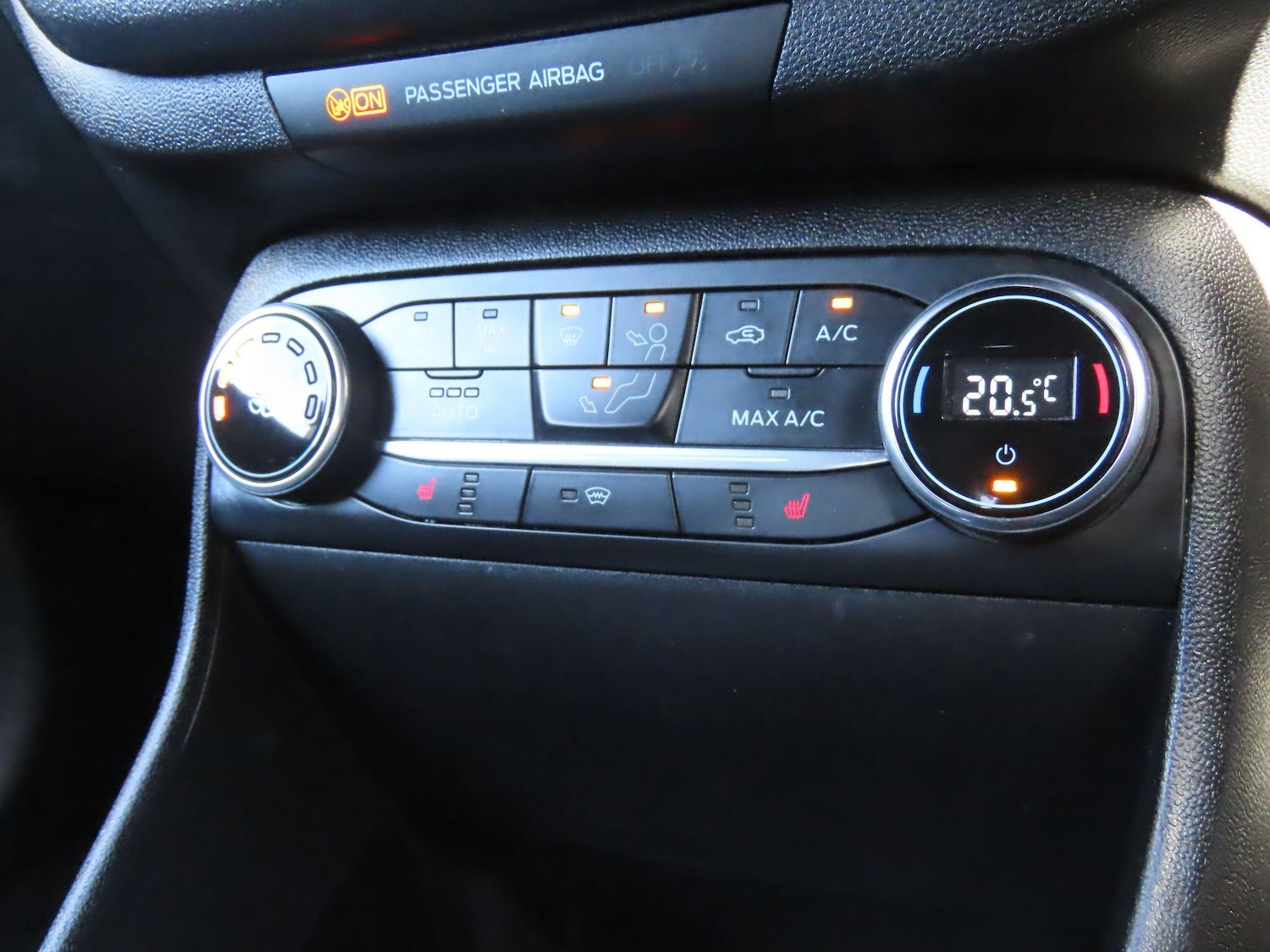 Used Ford Fiesta 2019 for sale - 76189908: Photo 10