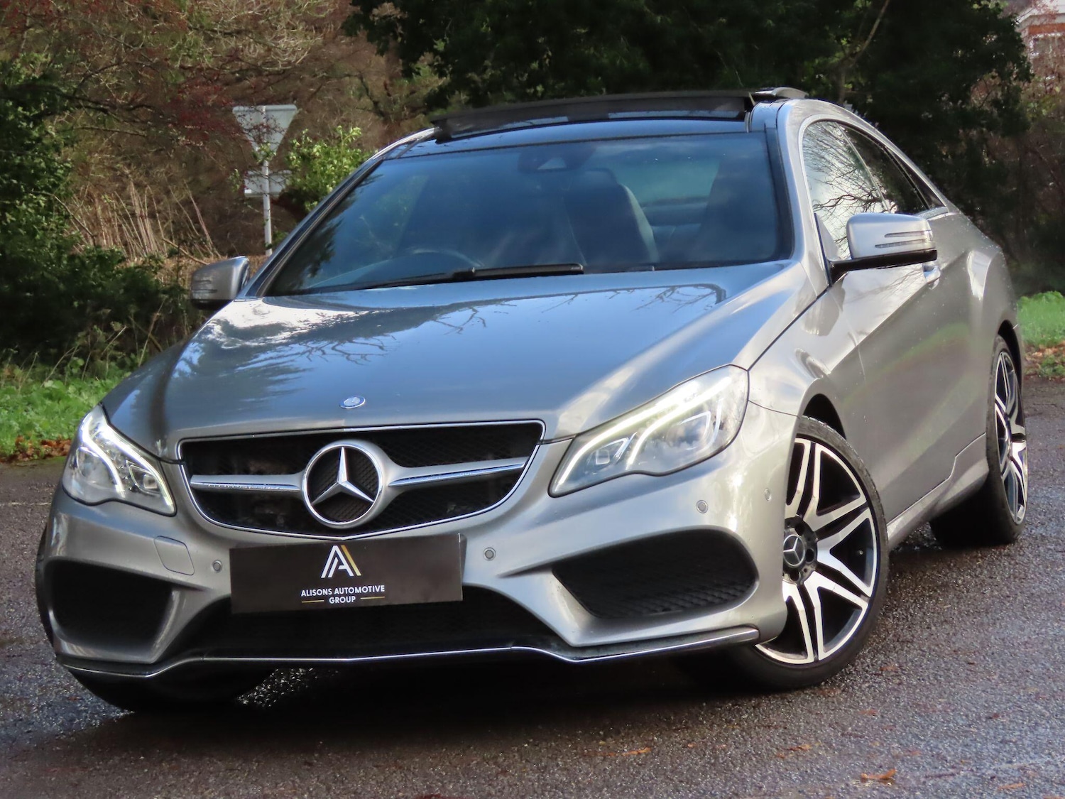 Used Mercedes-Benz E Class 2016 for sale - 76899025: Photo 2