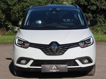 Used Renault Grand Scenic 2018 for sale - 78384696: Photo