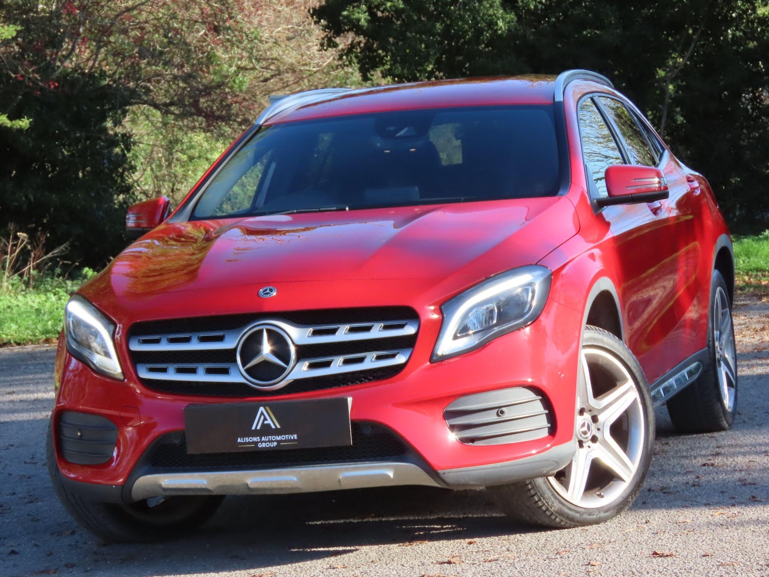 Used Mercedes-Benz GLA 2018 for sale - 76608136: Photo 2