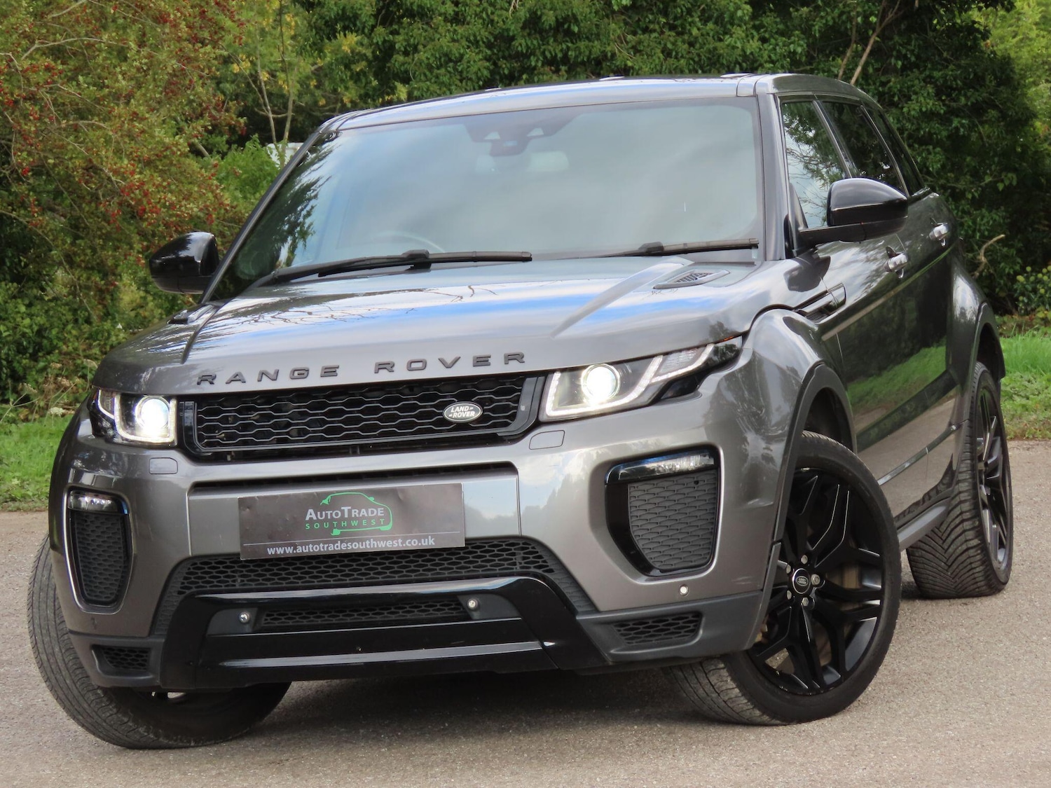 Used Land Rover Range Rover Evoque 2016 for sale - 76060500: Photo 1