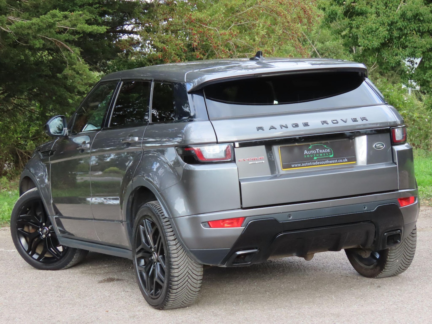 Used Land Rover Range Rover Evoque 2016 for sale - 76060500: Photo 7
