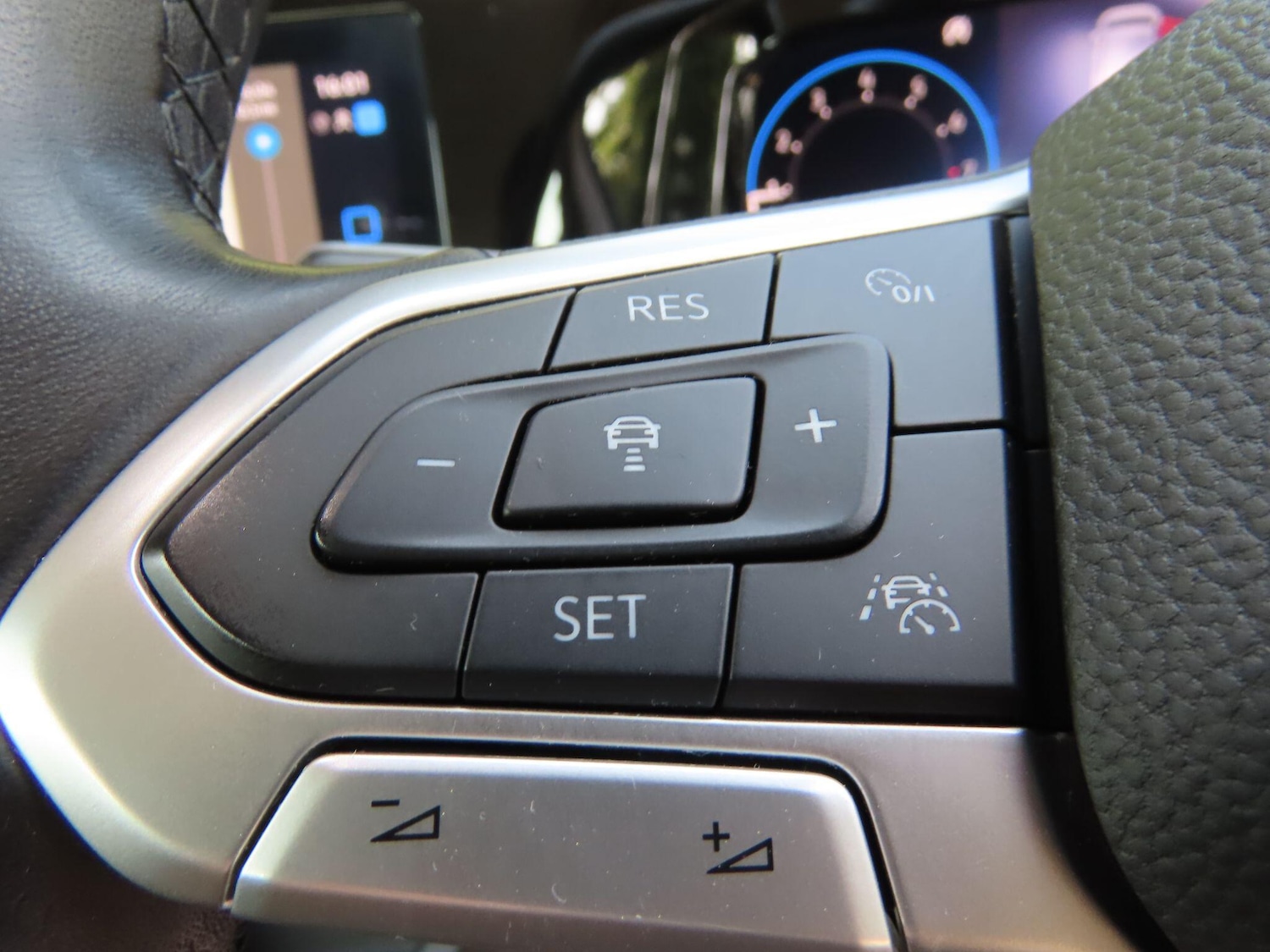 Used Volkswagen Golf for sale - 76994996: Photo 14