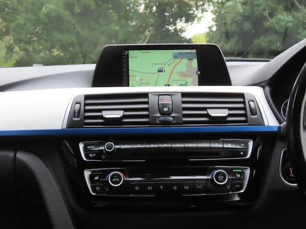 Used BMW 3 Series 2016 for sale - 76270685: Photo 12