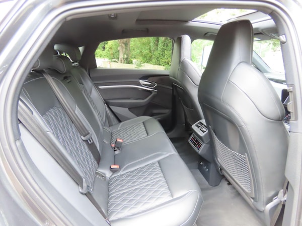 Used Audi e-tron 2022 for sale - 75414506: Photo 10