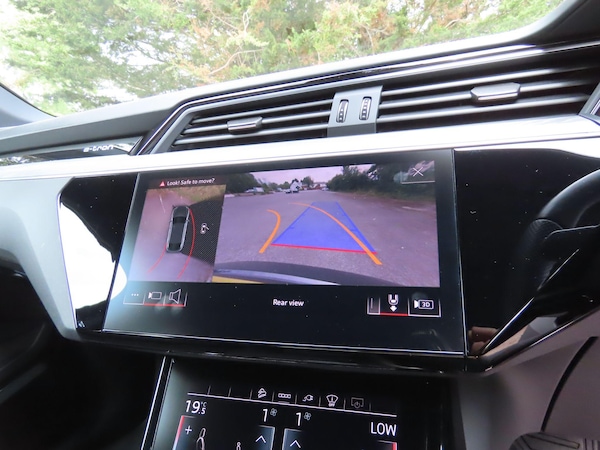 Used Audi e-tron 2022 for sale - 75414506: Photo 12