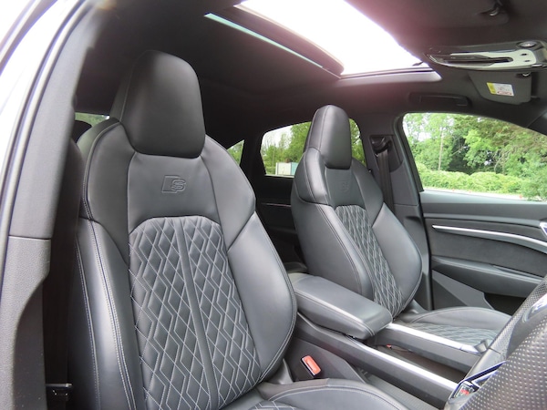 Used Audi e-tron 2022 for sale - 75414506: Photo 9