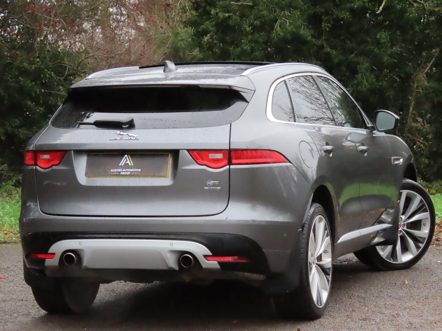 Used Jaguar F-Pace 2017 for sale - 76976166: Photo 5