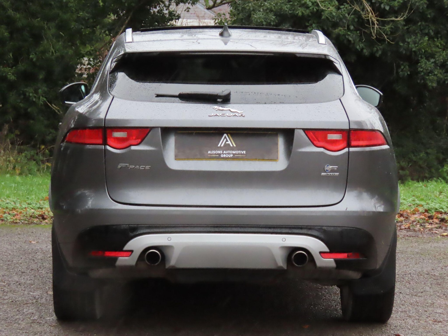 Used Jaguar F-Pace 2017 for sale - 76976166: Photo 6