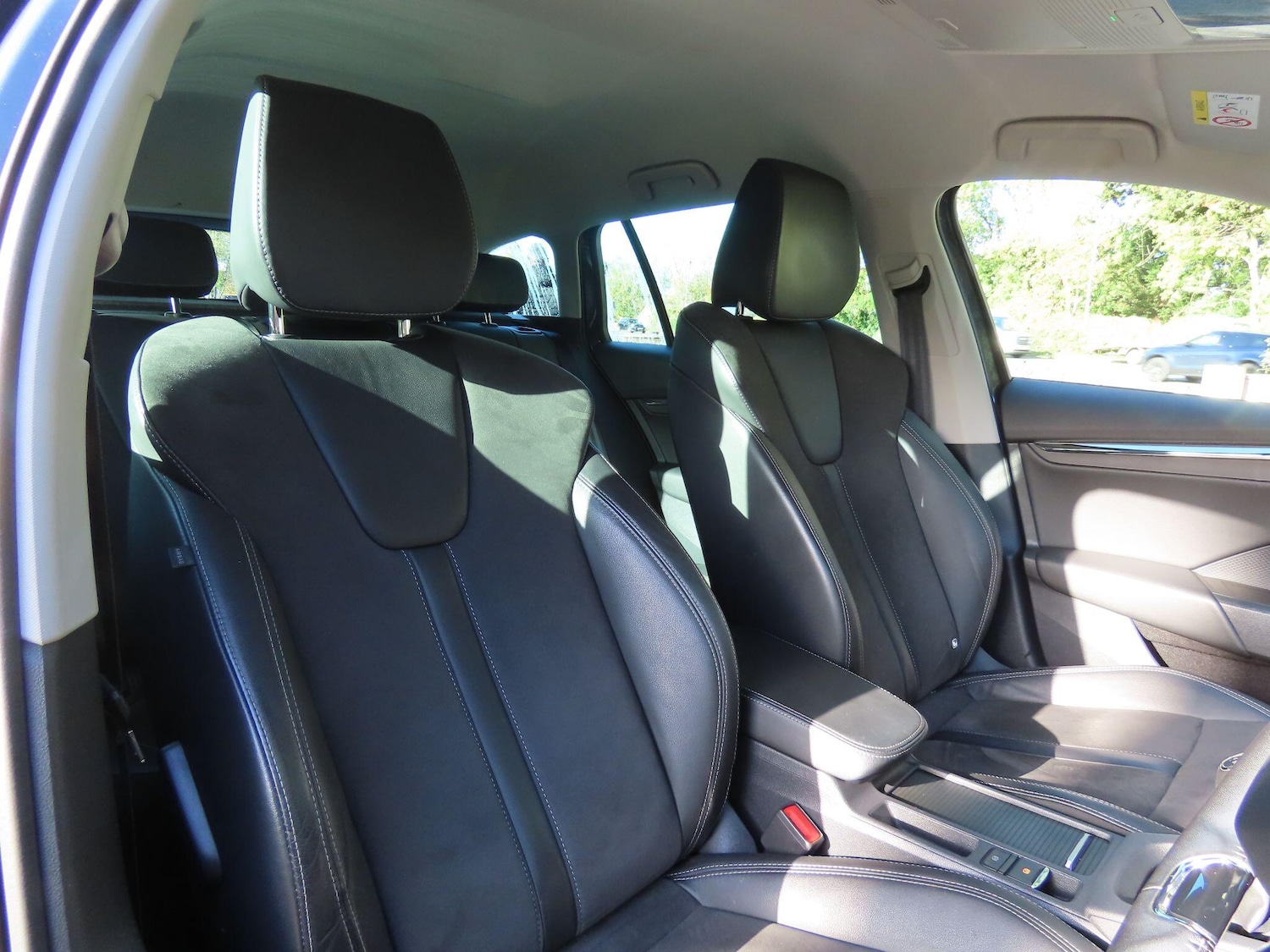 Used Skoda Octavia 2021 for sale - 76377620: Photo 9