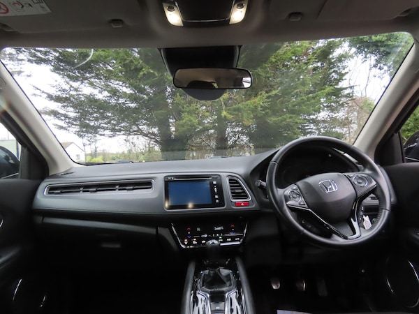 Used Honda HR-V 2018 for sale - 73140543: Photo 7