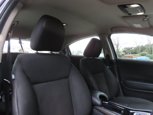 Used Honda HR-V 2018 for sale - 73140543: Photo 8