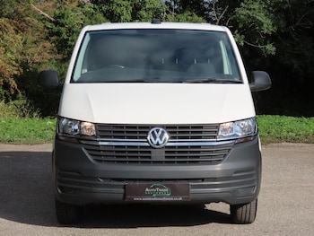 Used Volkswagen Transporter 2022 for sale - 76060090: Photo