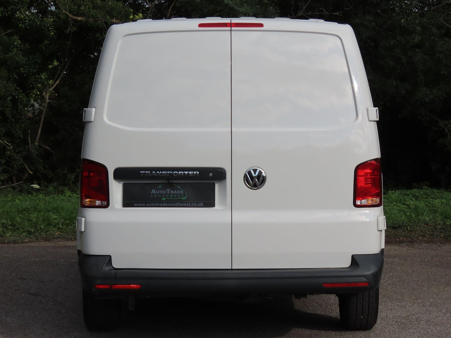 Used Volkswagen Transporter 2022 for sale - 76060090: Photo 5