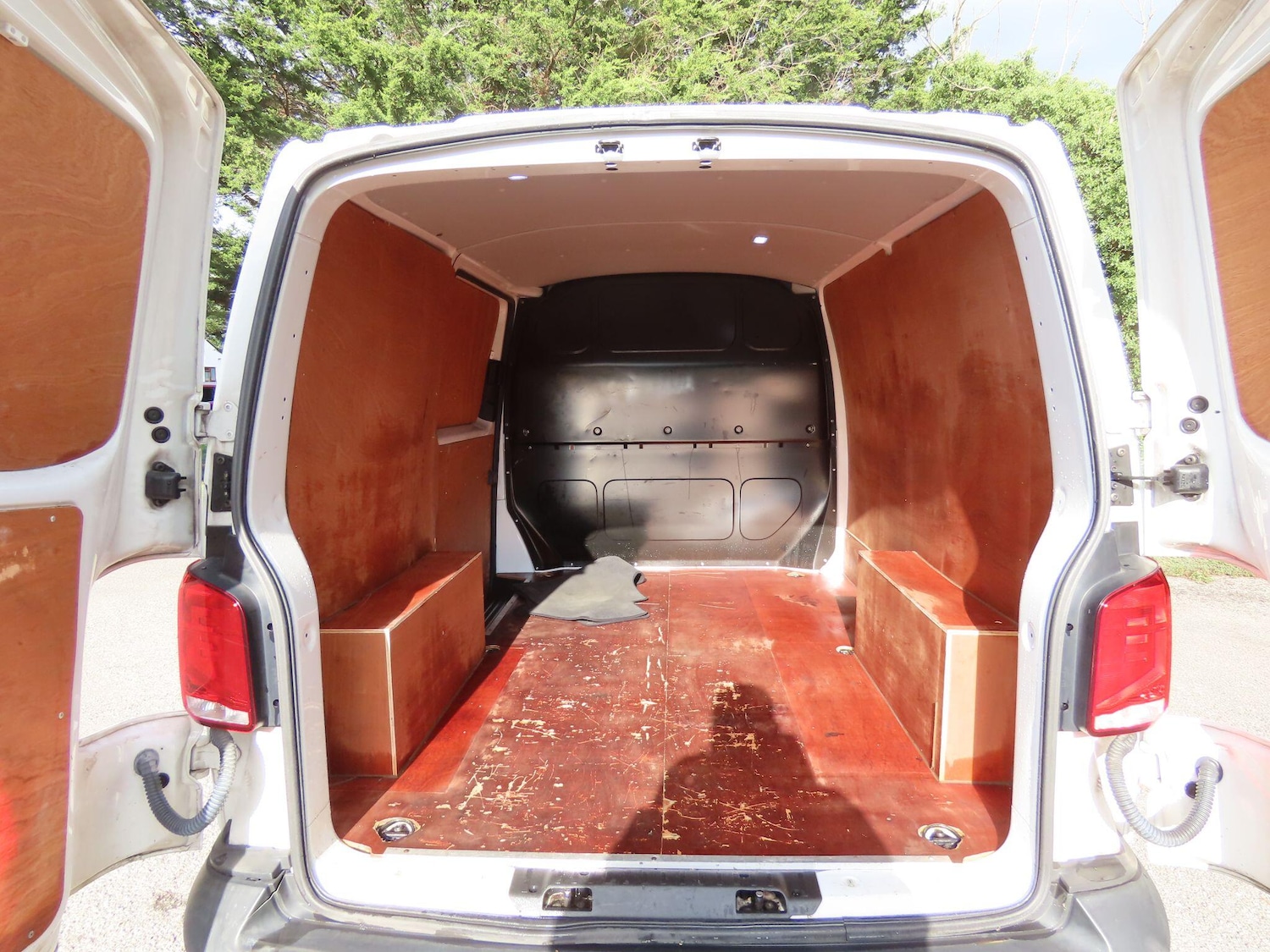 Used Volkswagen Transporter 2022 for sale - 76060090: Photo 7