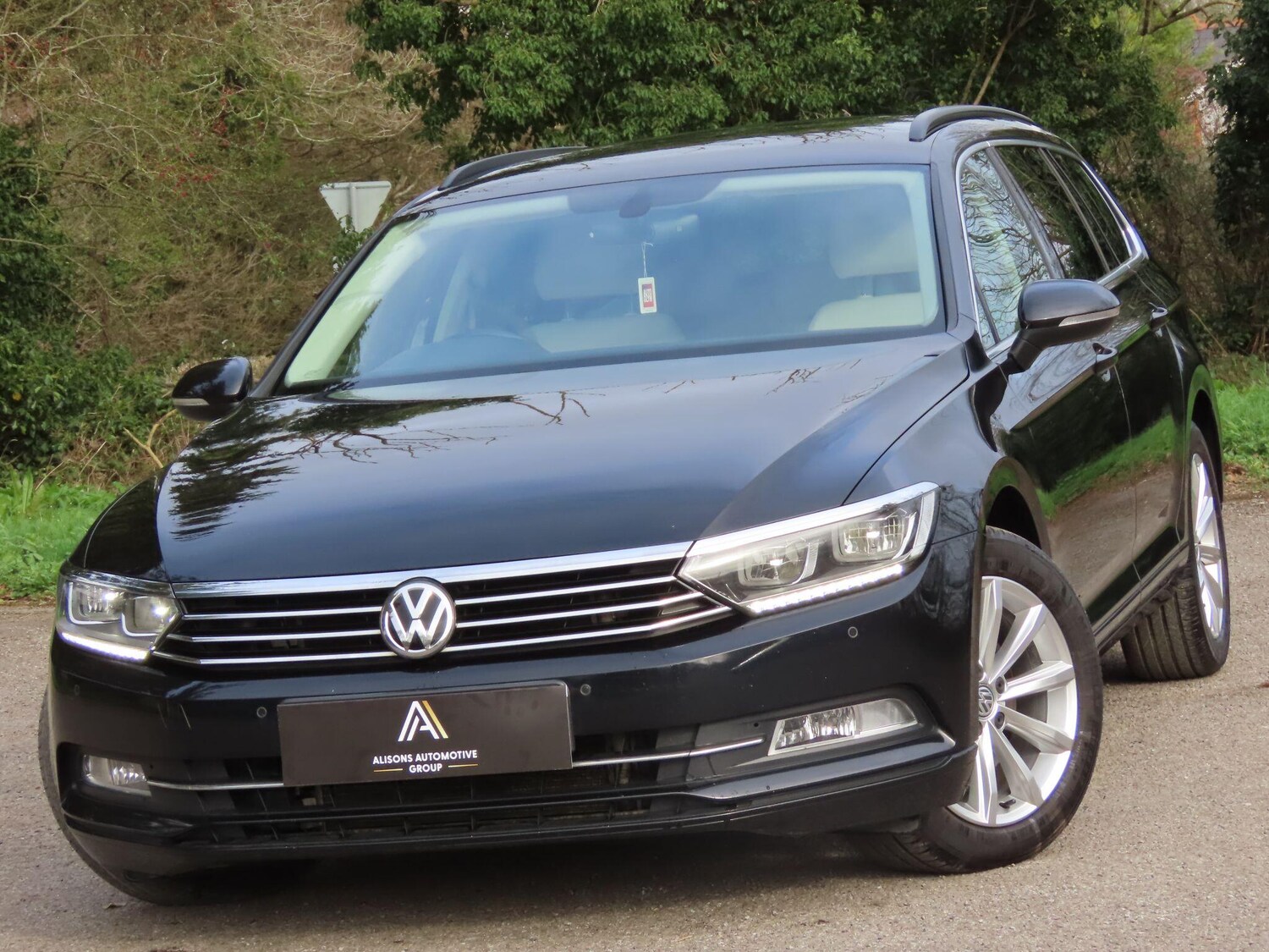 Used Volkswagen Passat 2018 for sale - 77838972: Photo 2