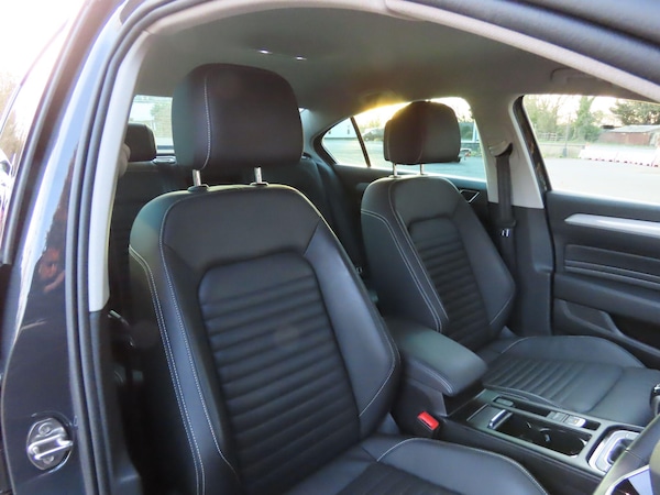 Used Volkswagen Passat 2021 for sale - 74100086: Photo 9