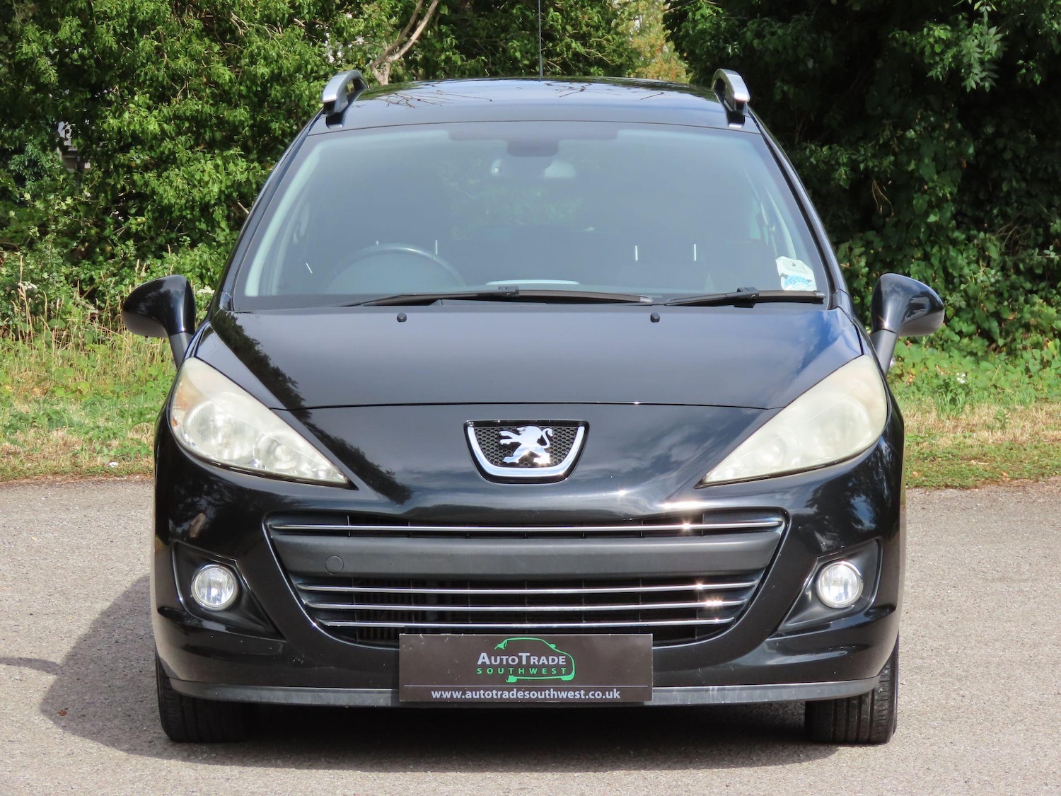 Used Peugeot 207 2011 for sale - 76270457: Photo 2