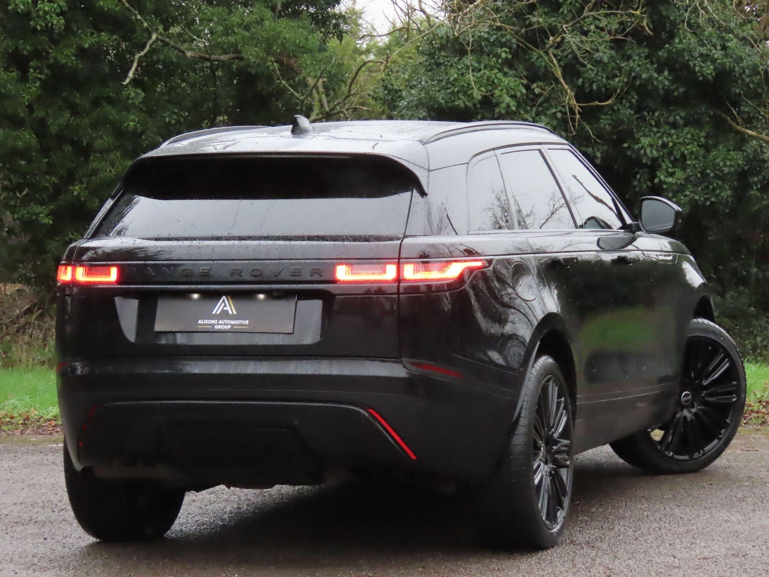 Used Land Rover Range Rover Velar 2018 for sale - 77559907: Photo 4