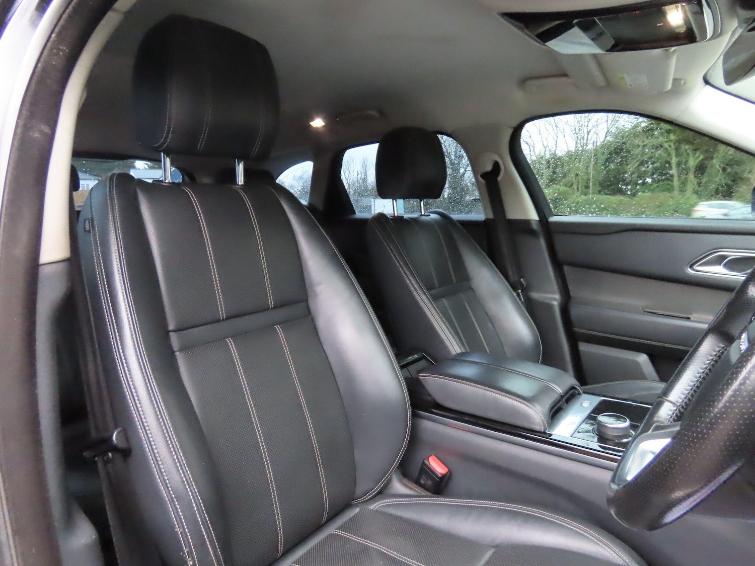 Used Land Rover Range Rover Velar 2018 for sale - 77559907: Photo 8