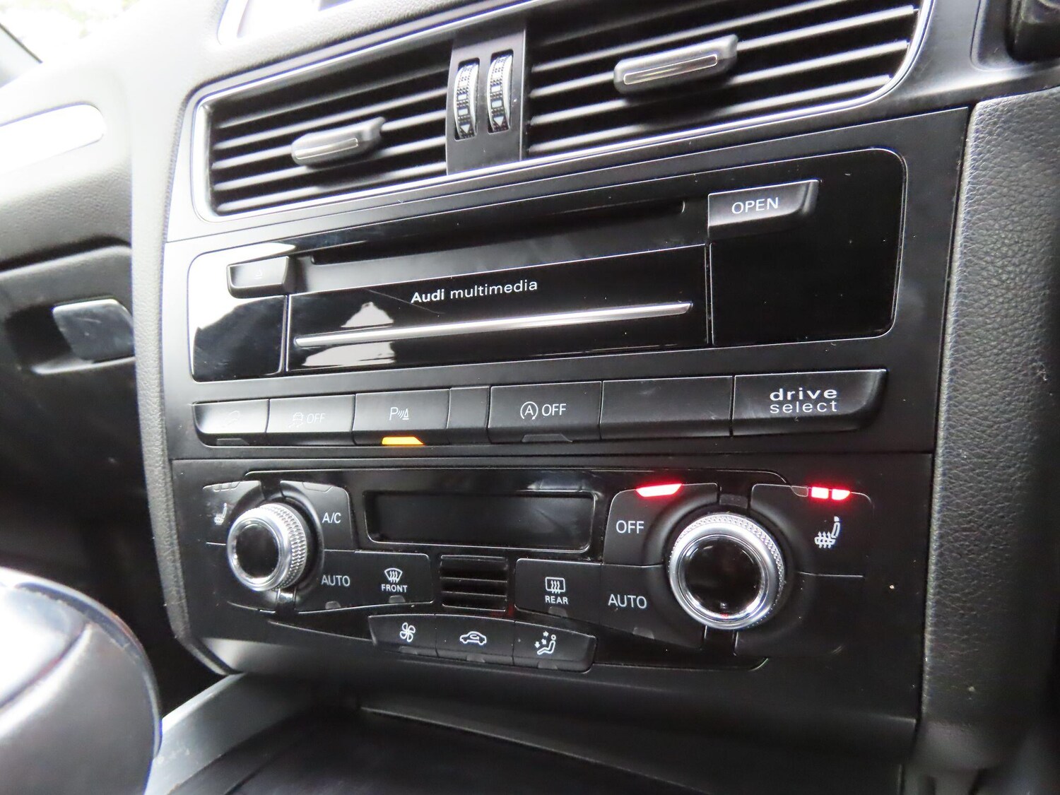 Used Audi Q5 2015 for sale - 77794332: Photo 13