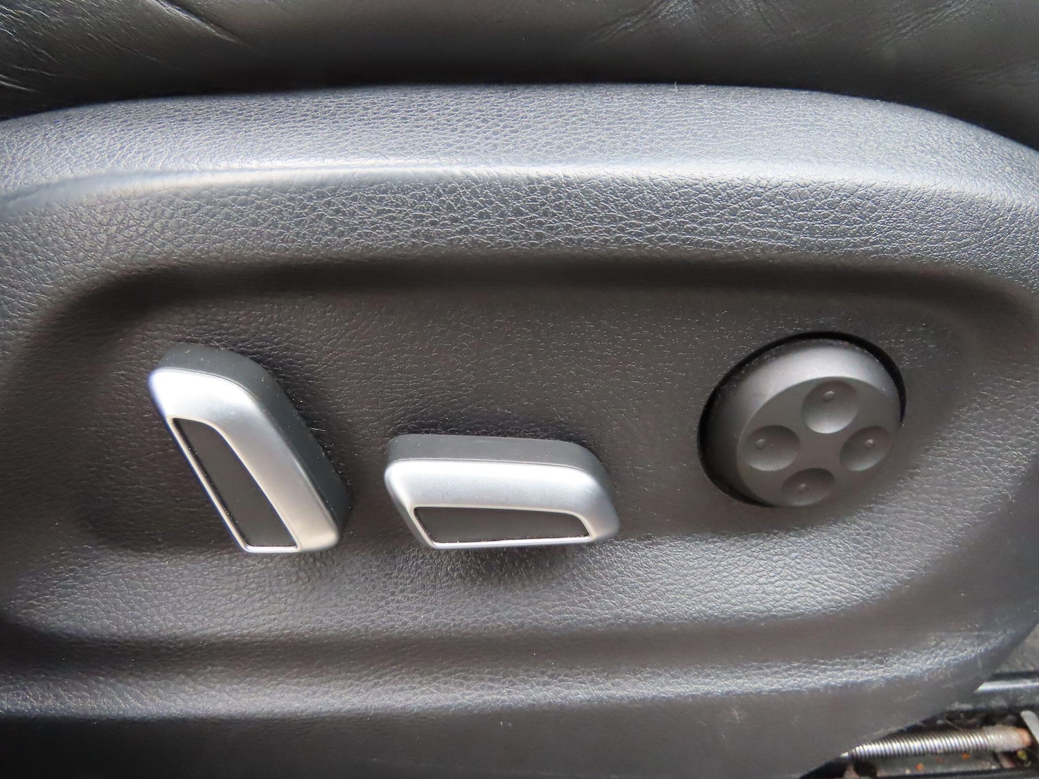 Used Audi Q5 2015 for sale - 77794332: Photo 16