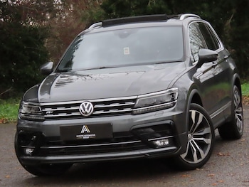 Used Volkswagen Tiguan 2017 for sale - 76855999: Photo
