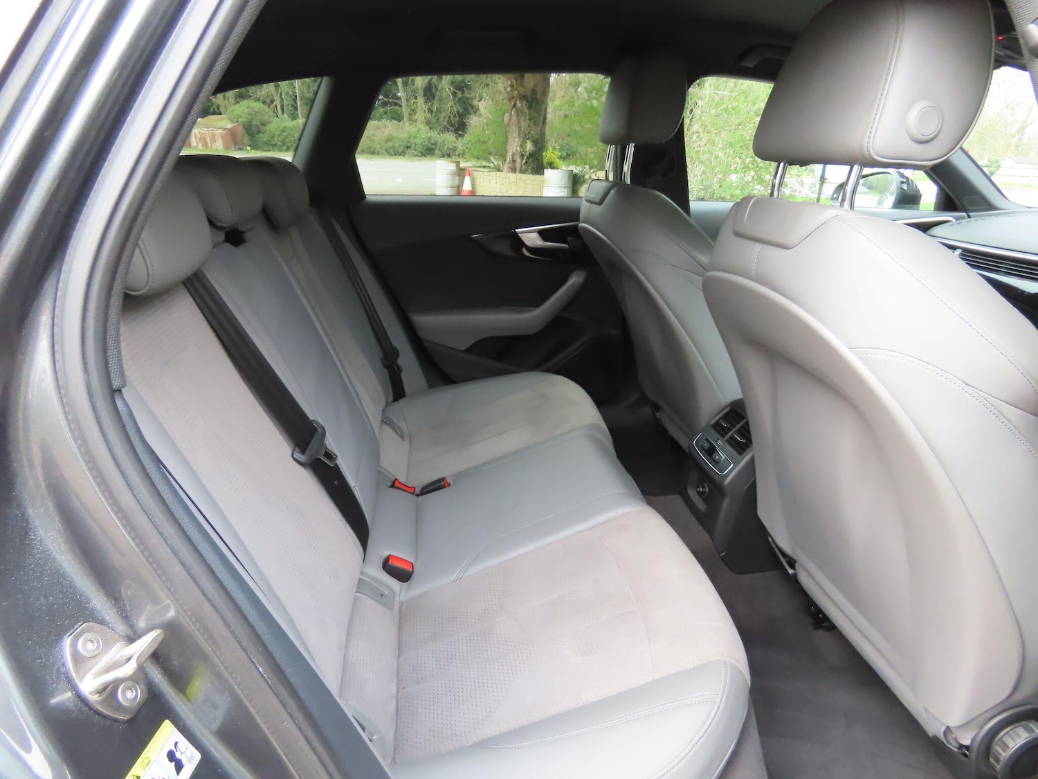 Used Audi A4 2023 for sale - 77982645: Photo 10