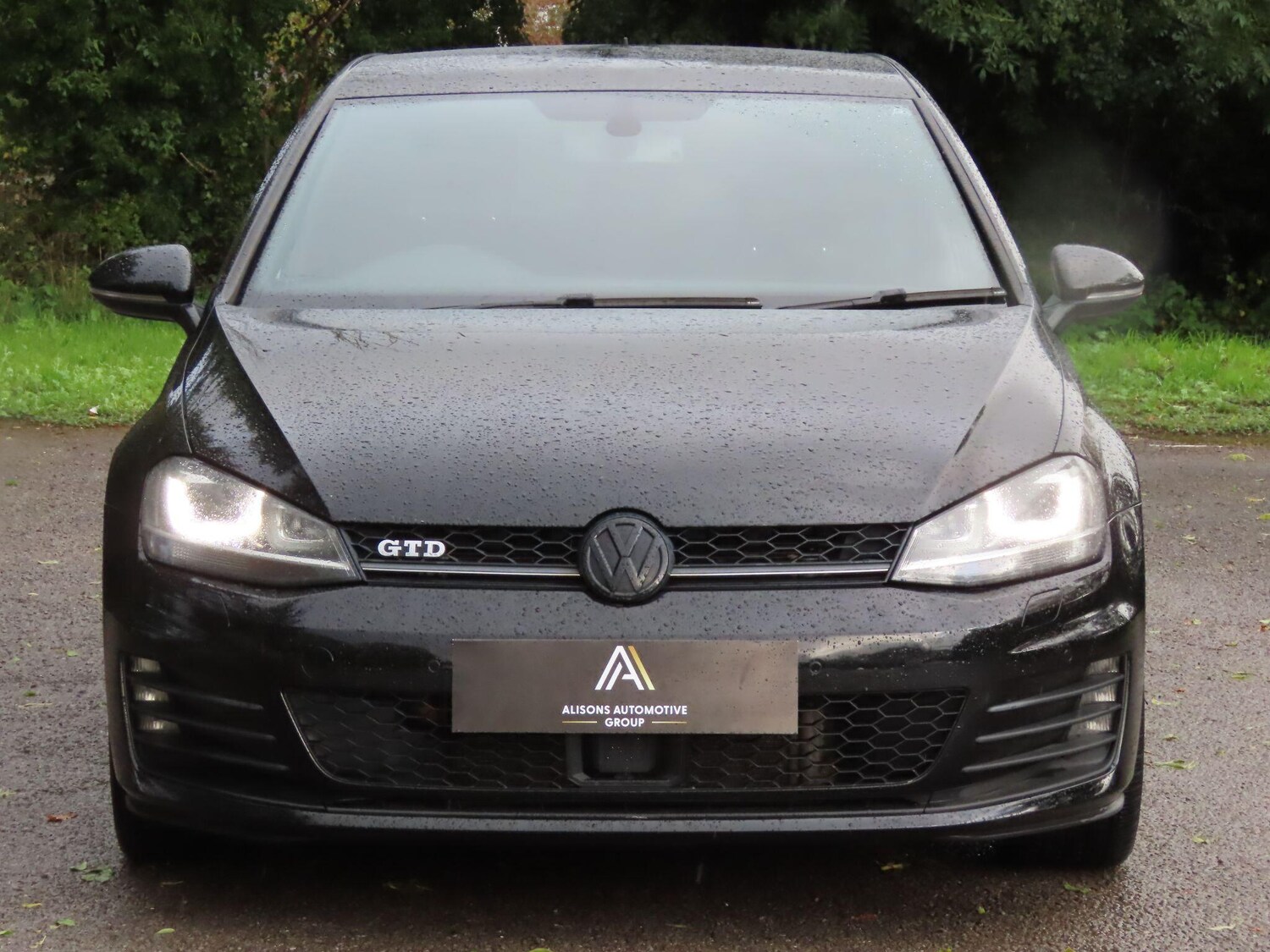 Used Volkswagen Golf 2016 for sale - 76325920: Photo 2