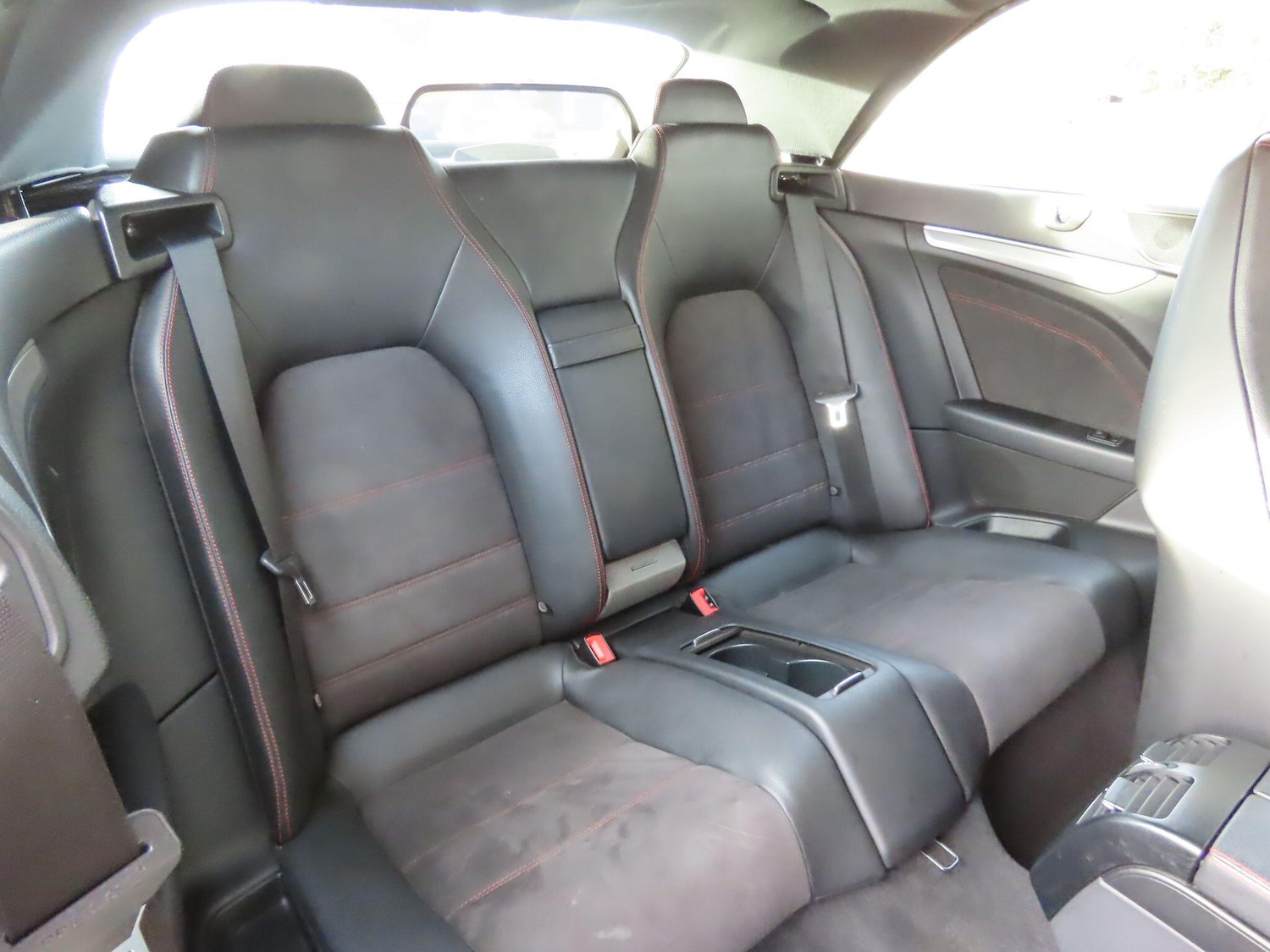 Used Mercedes-Benz E Class 2015 for sale - 76942356: Photo 12