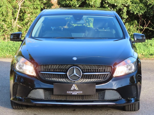 Used Mercedes-Benz A-Class 2015 for sale - 76318139: Photo 2