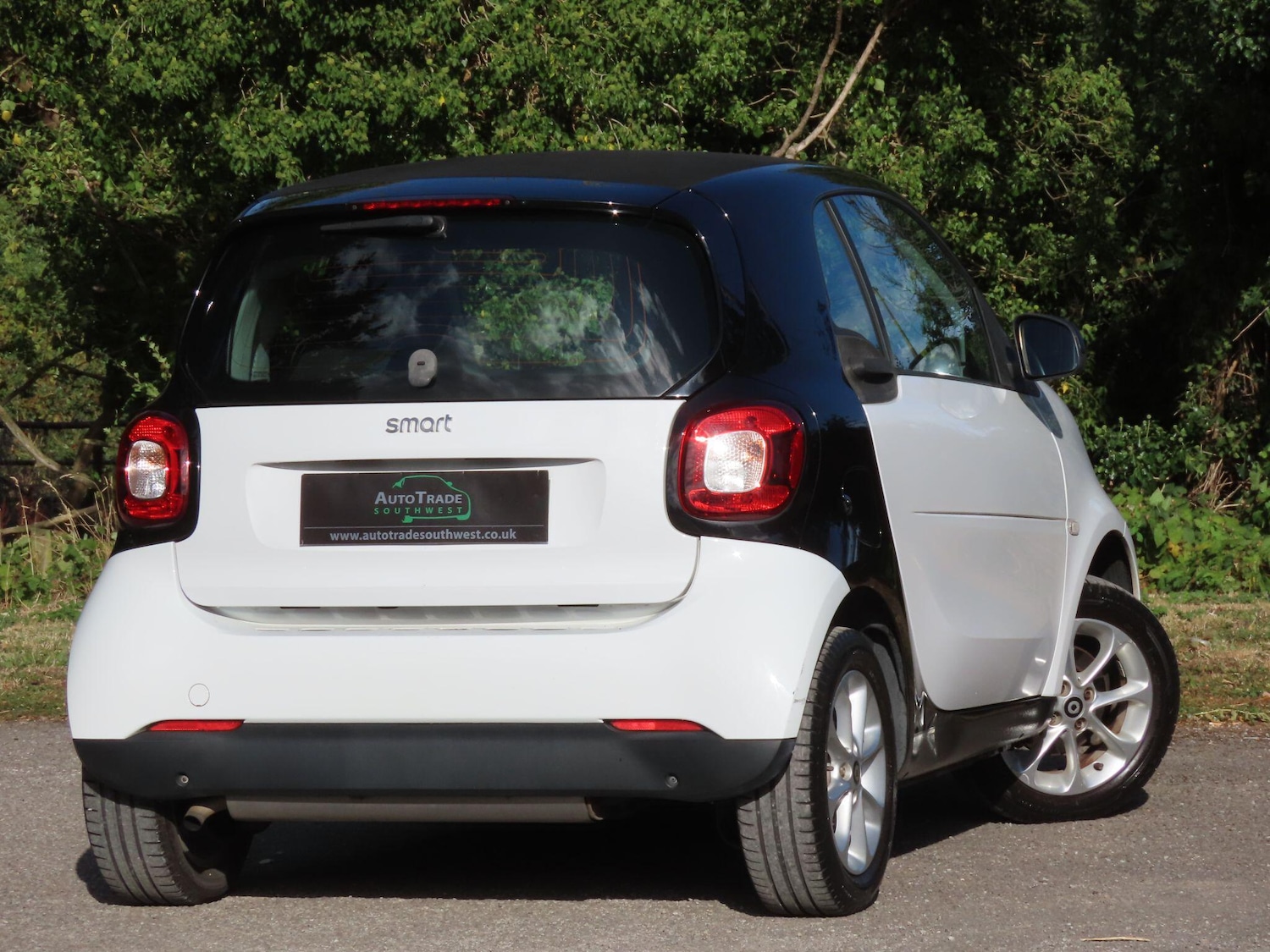 Used smart fortwo 2017 for sale - 76988979: Photo 4